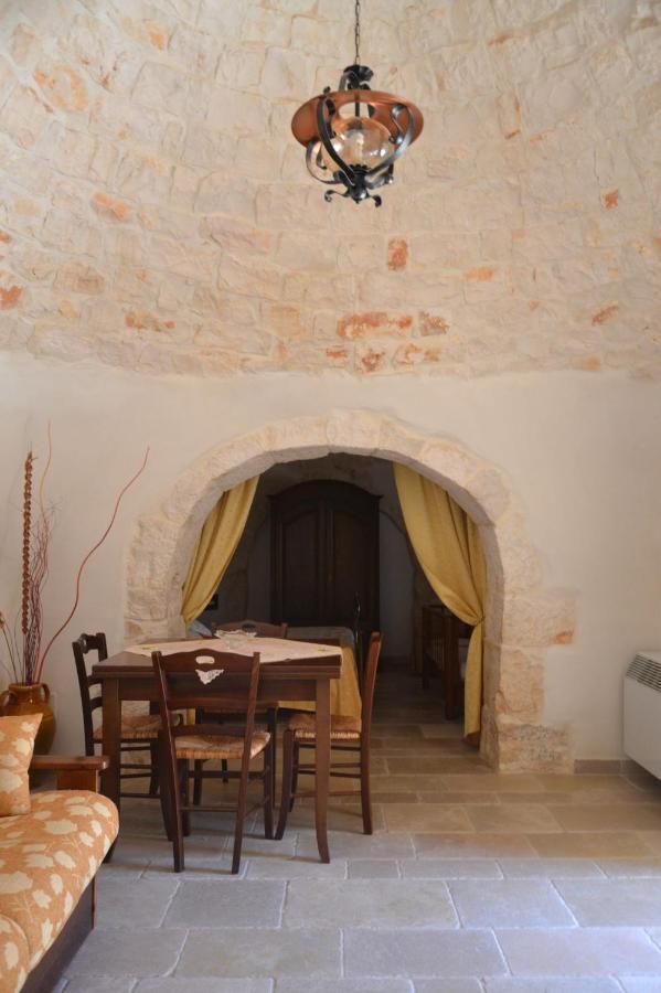 Masseria Montanaro Cisternino Eksteriør bilde