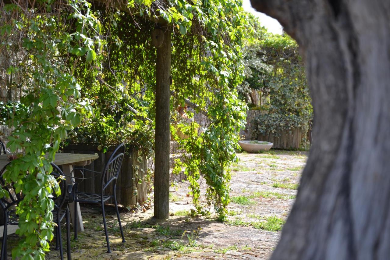 Masseria Montanaro Cisternino Eksteriør bilde