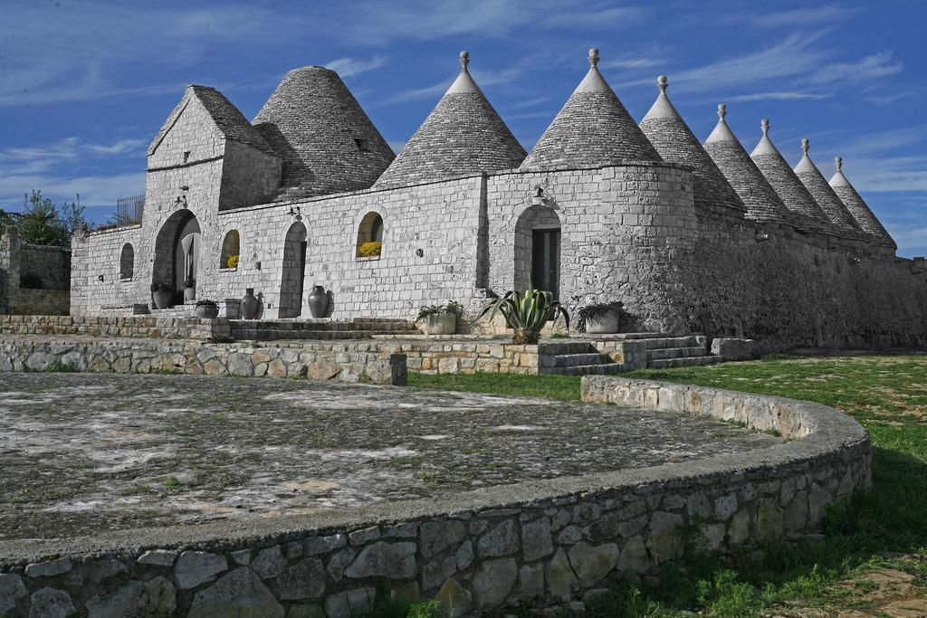 Masseria Montanaro Cisternino Eksteriør bilde