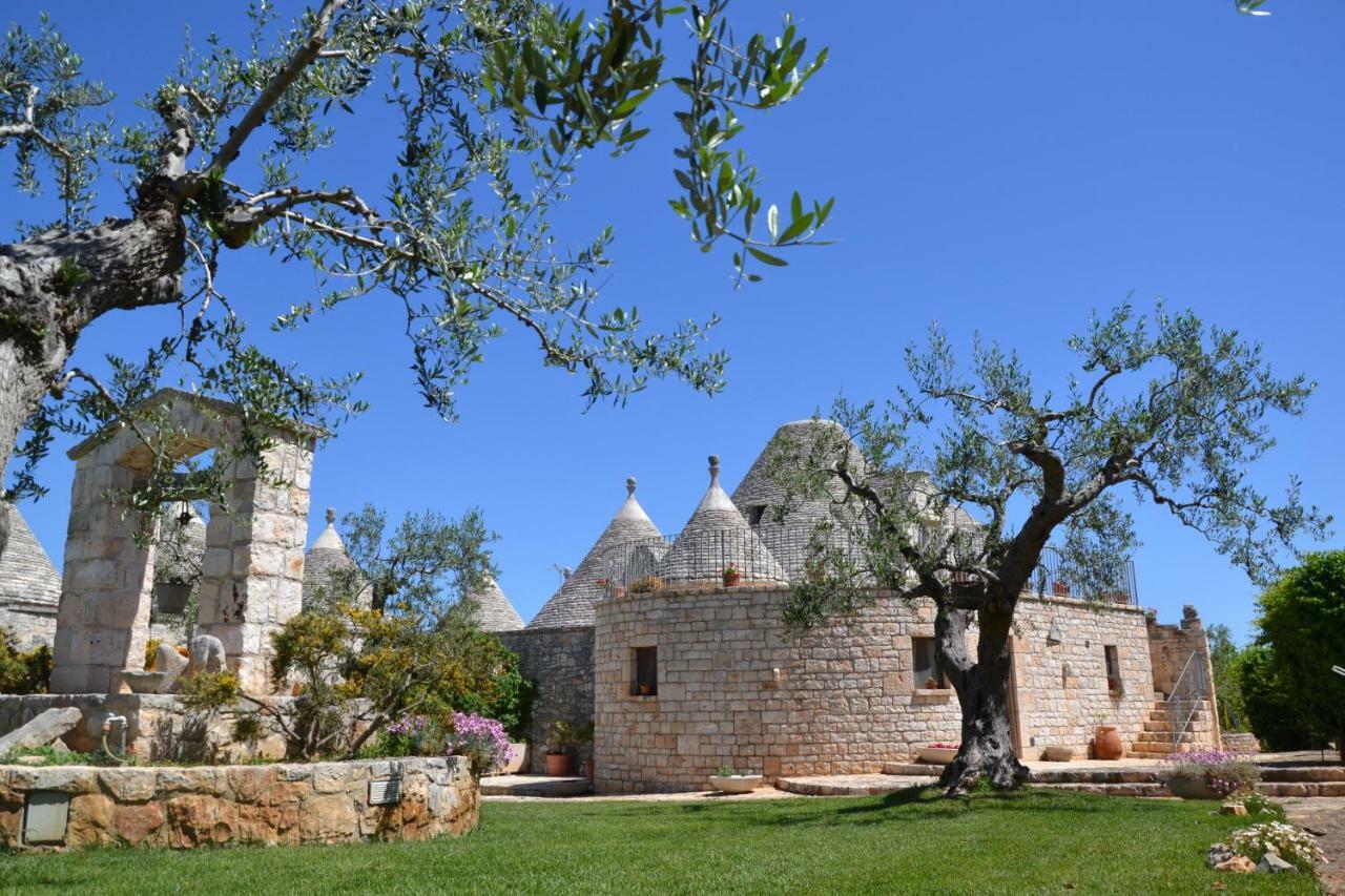 Masseria Montanaro Cisternino Eksteriør bilde