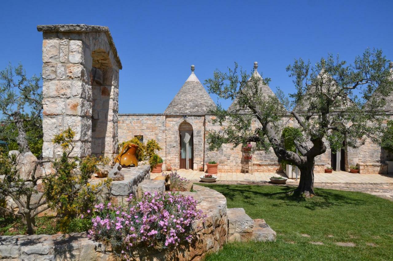 Masseria Montanaro Cisternino Eksteriør bilde